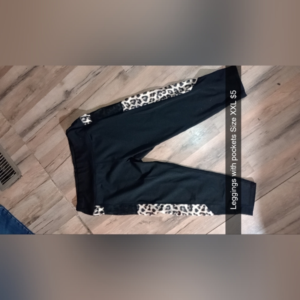 Leggings with pockets!